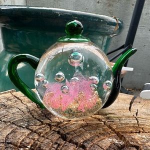 Dynasty Gallery Heirloom Collectibles Green Teapot